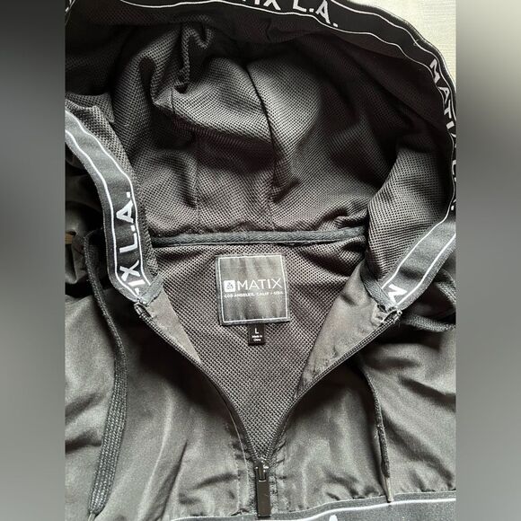 Matix 1/4 Zip Hooded Nylon Pullover Windbreaker Beige Black Men's size Large - Picture 3 of 9